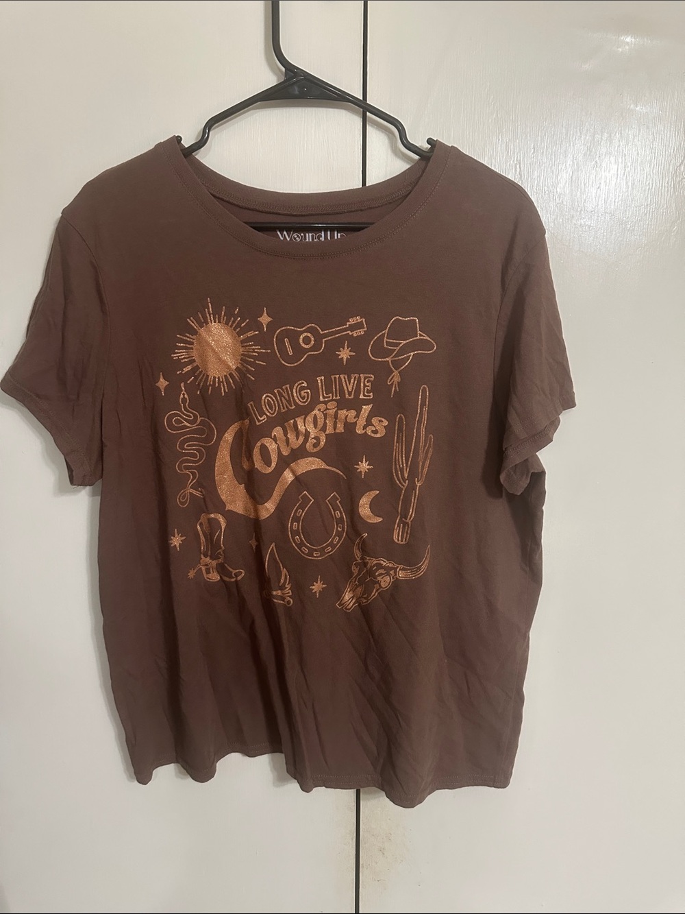 Wound Up Brown 'Long Live Cowgirls' Graphic Tee
